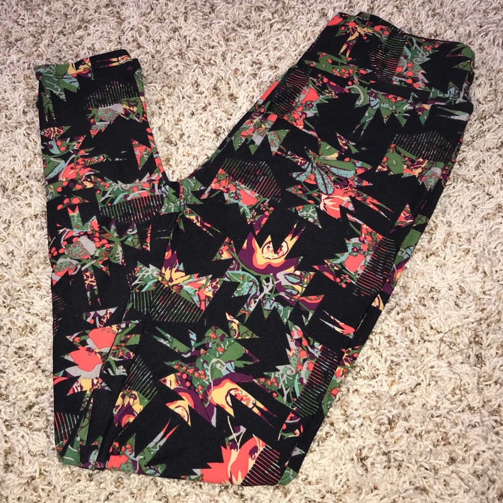 NWOT LulaRoe OS Leggings